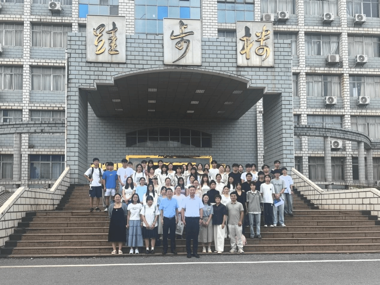 教研前线|南昌大学人文学院莅临我院开展硕士研究生招生宣讲